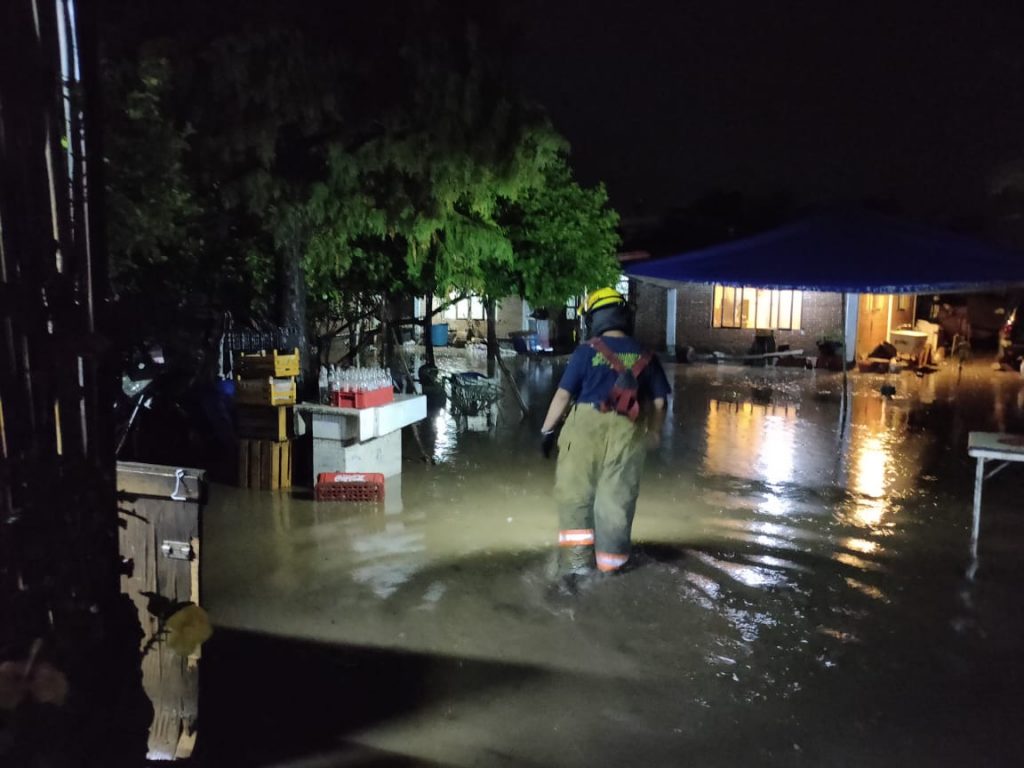 Seguridad pública de Atlixco atiende diferentes eventos por causa de fuertes vientos y lluvia