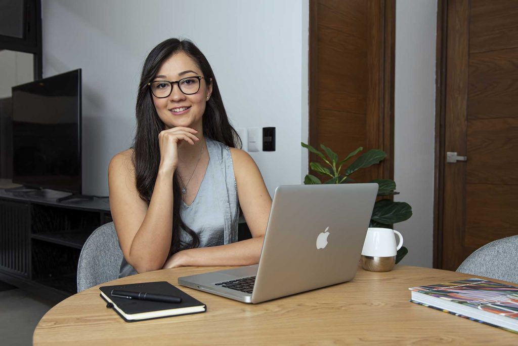 Cada vez hay más profesionales que estudian en línea