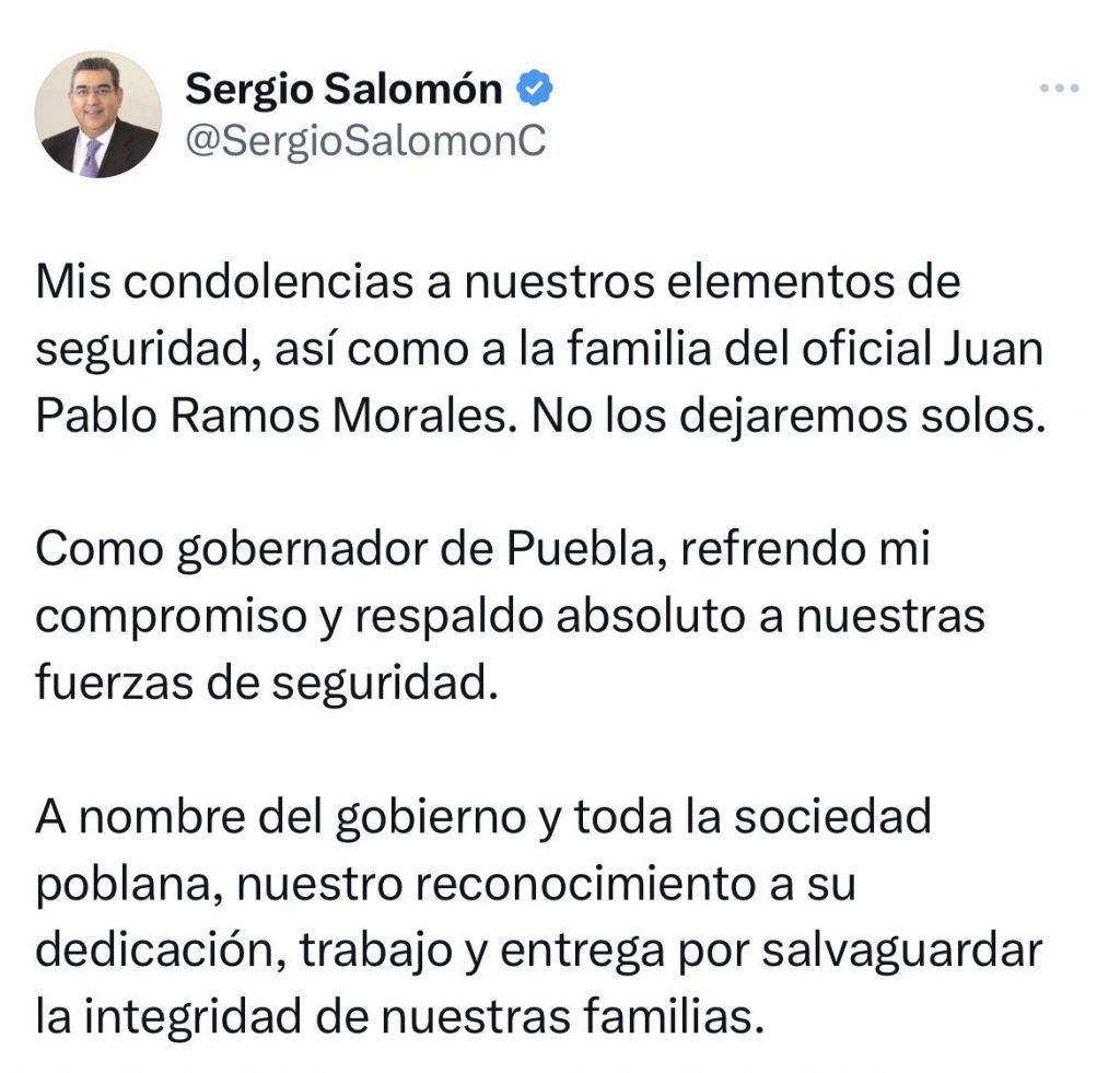 “No los dejaremos solos”, señaló Sergio Salomón a familiares de policía asesinado en Xoxtla
