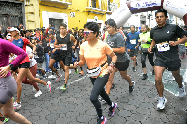 Participa la Rectora María Lilia Cedillo Ramírez en la carrera “Por amor al prójimo”