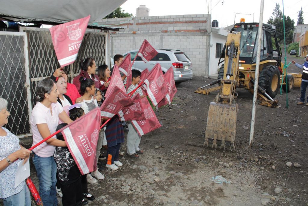 En colonias y juntas auxiliares de Atlixco, las obras se realizan con el apoyo y participación de la gente: Ariadna Ayala