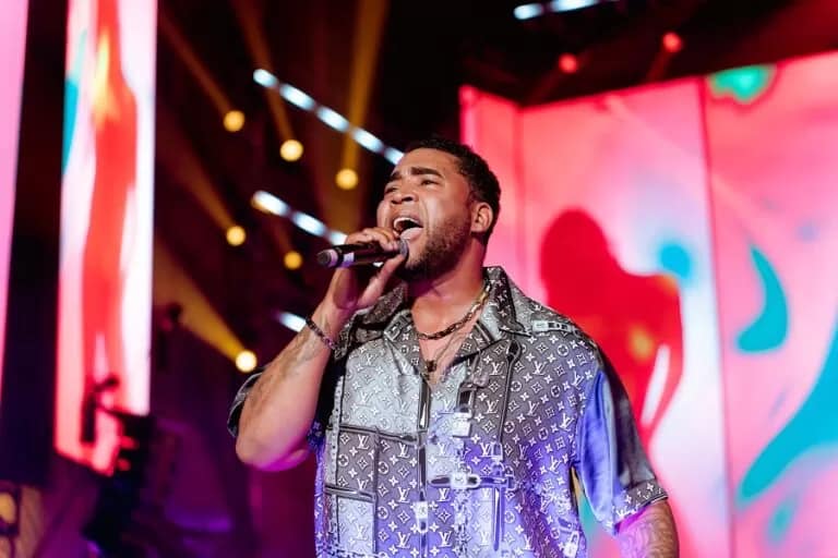 Don Omar conquistó el “Baja Beach Fest” con un show donde interpretó todos sus éxitos.