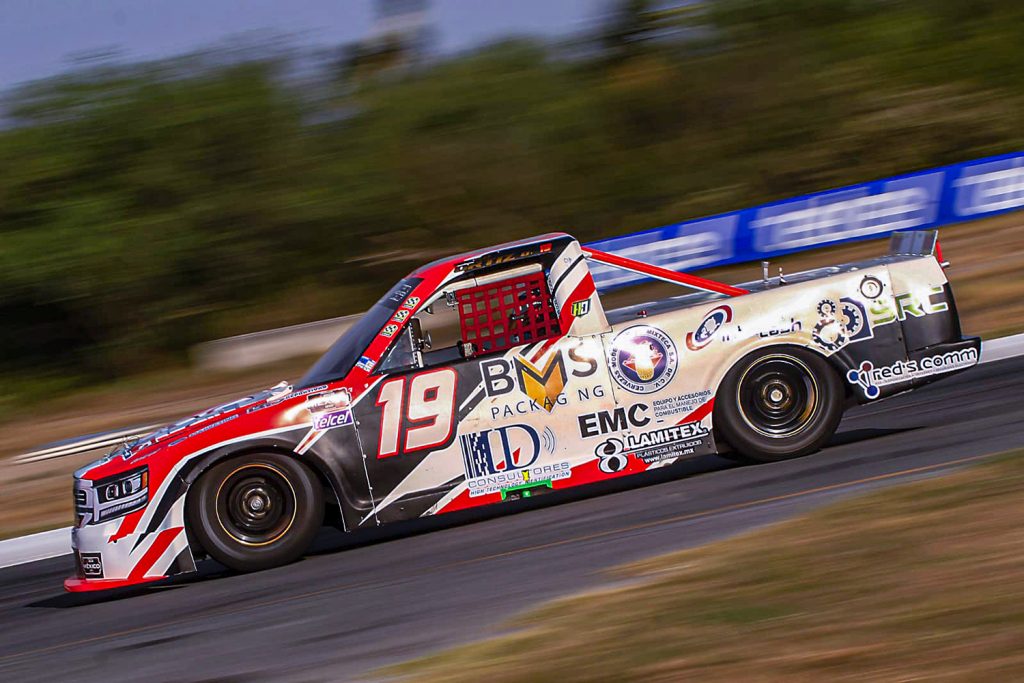 Continúa Diego Ortiz en la pelea por campeonato de Trucks México Series