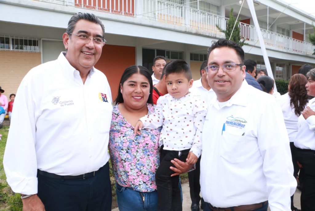 En Huauchinango, gobierno estatal promueve simplificación administrativa de trámites