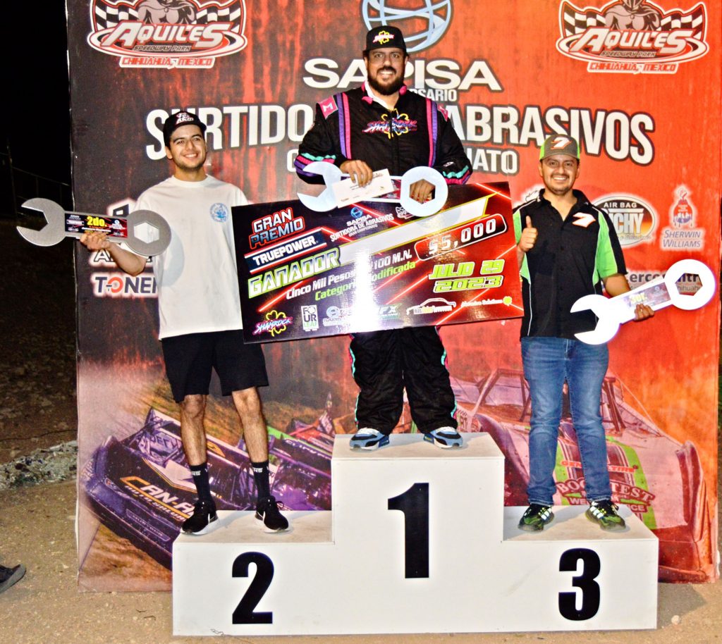 Tercia de victorias y podio, para el Shamrock Racing en el “Gran Premio Truepower”