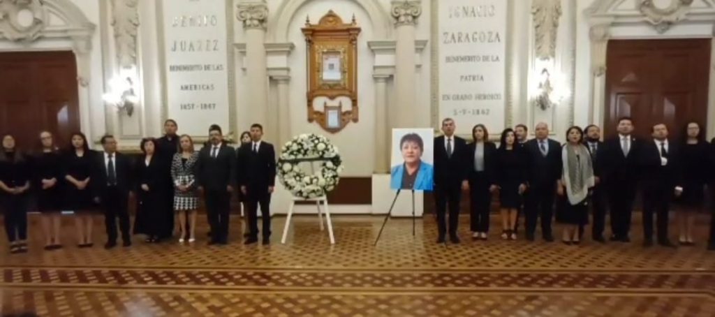 En cabildo realizan homenaje póstumo a la regidora Ana Laura Martínez