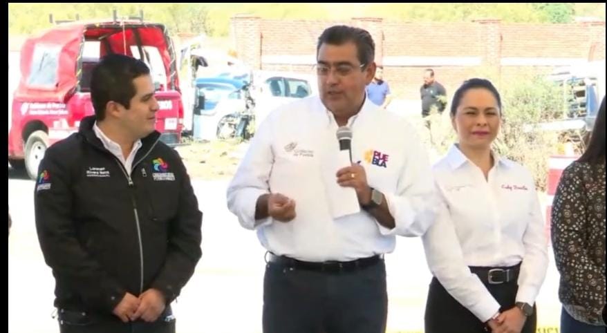 Salomón Céspedes anuncia rehabilitación del libramiento de Chignahuapan