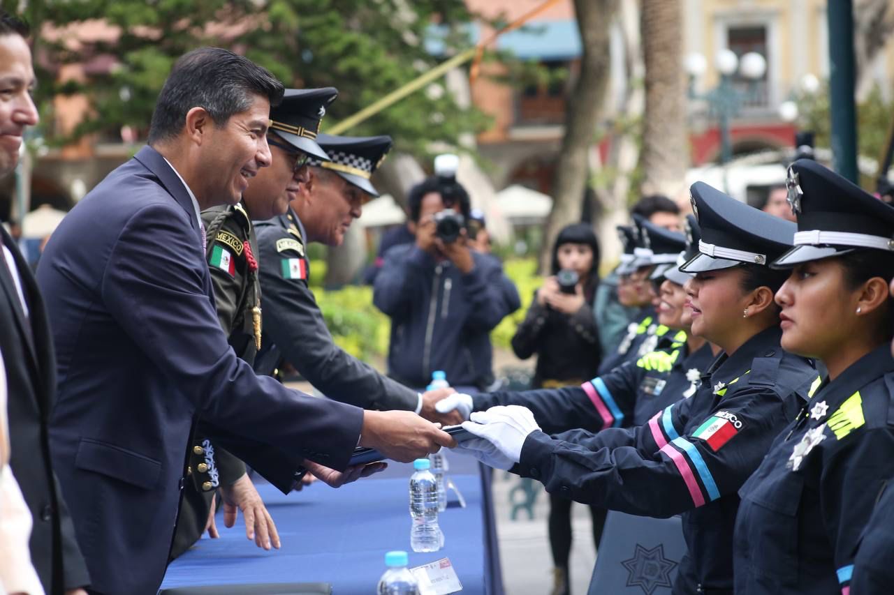 Video: A las calles, 46 nuevos policías en Puebla capital