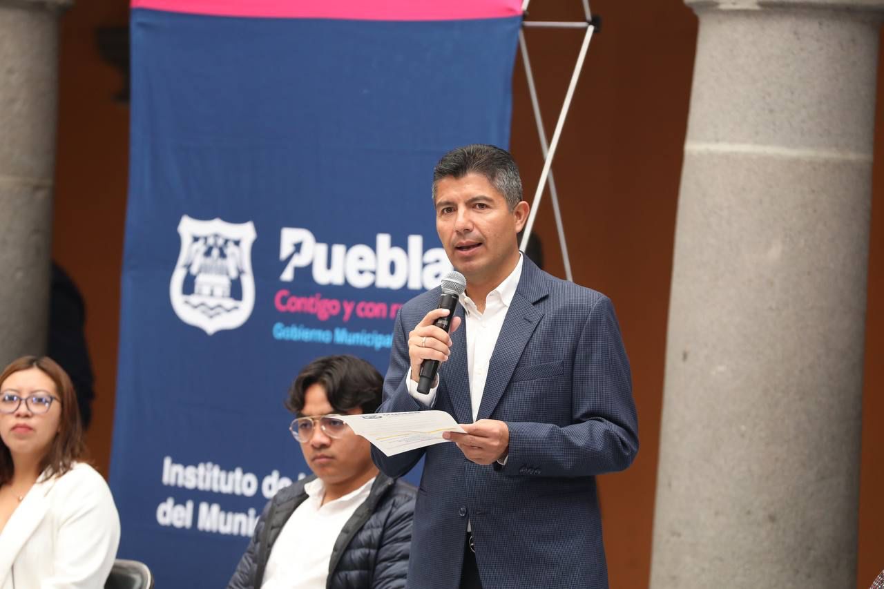 En Puebla capital se apoya a jóvenes emprendedores: Eduardo Rivera