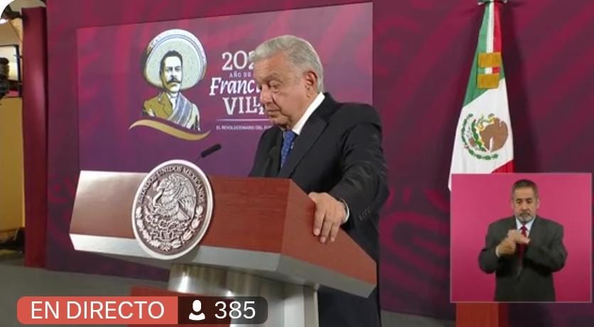 AMLO asegura que se van a distribuir los libros de texto en todos los estados sin amparos