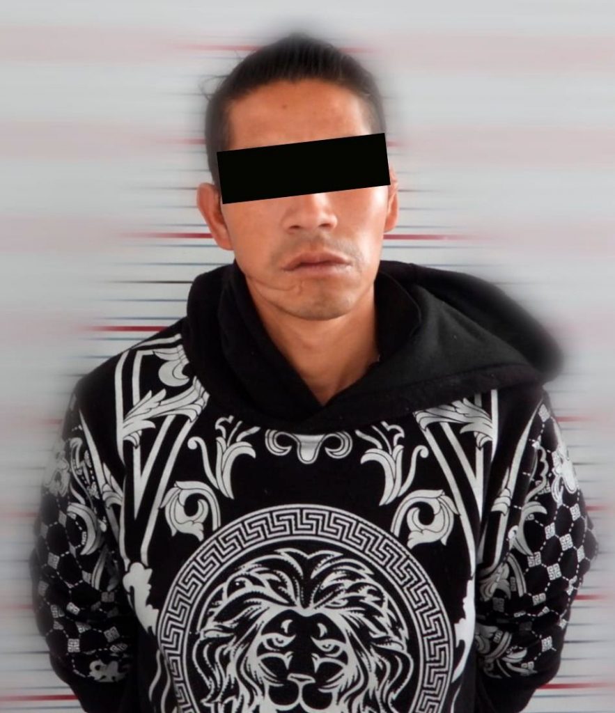 Agarran a uno de los “lagartijos”