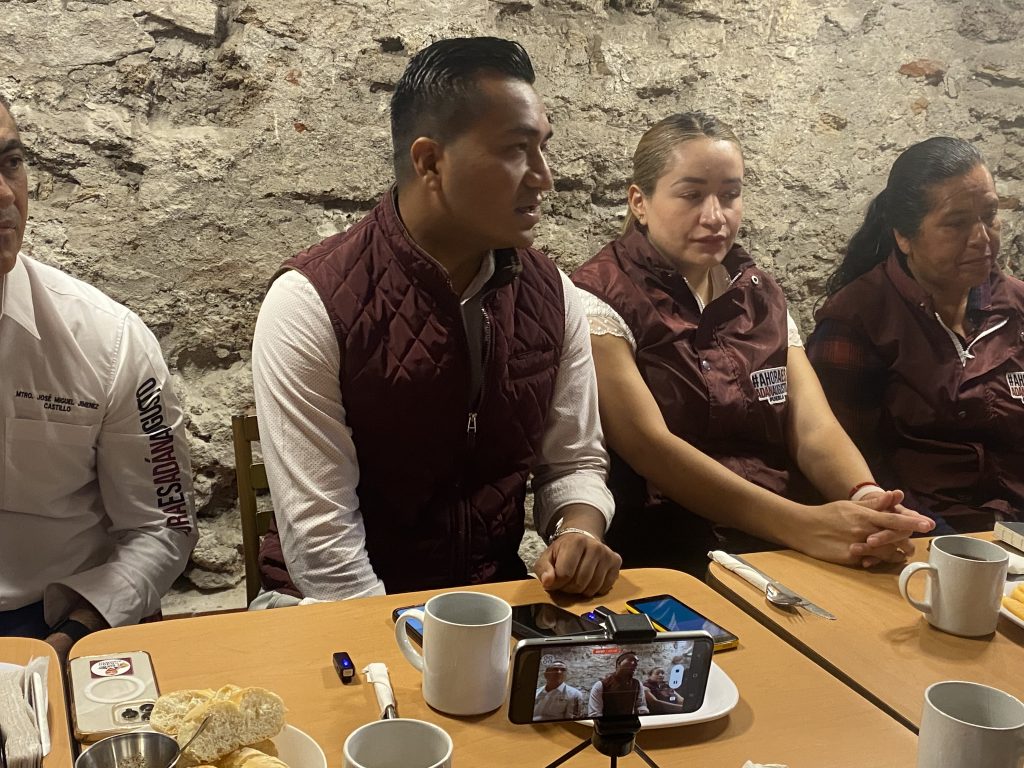 Adán Augusto visitará Cuautlancingo, Palmar de Bravo y Tehuacán