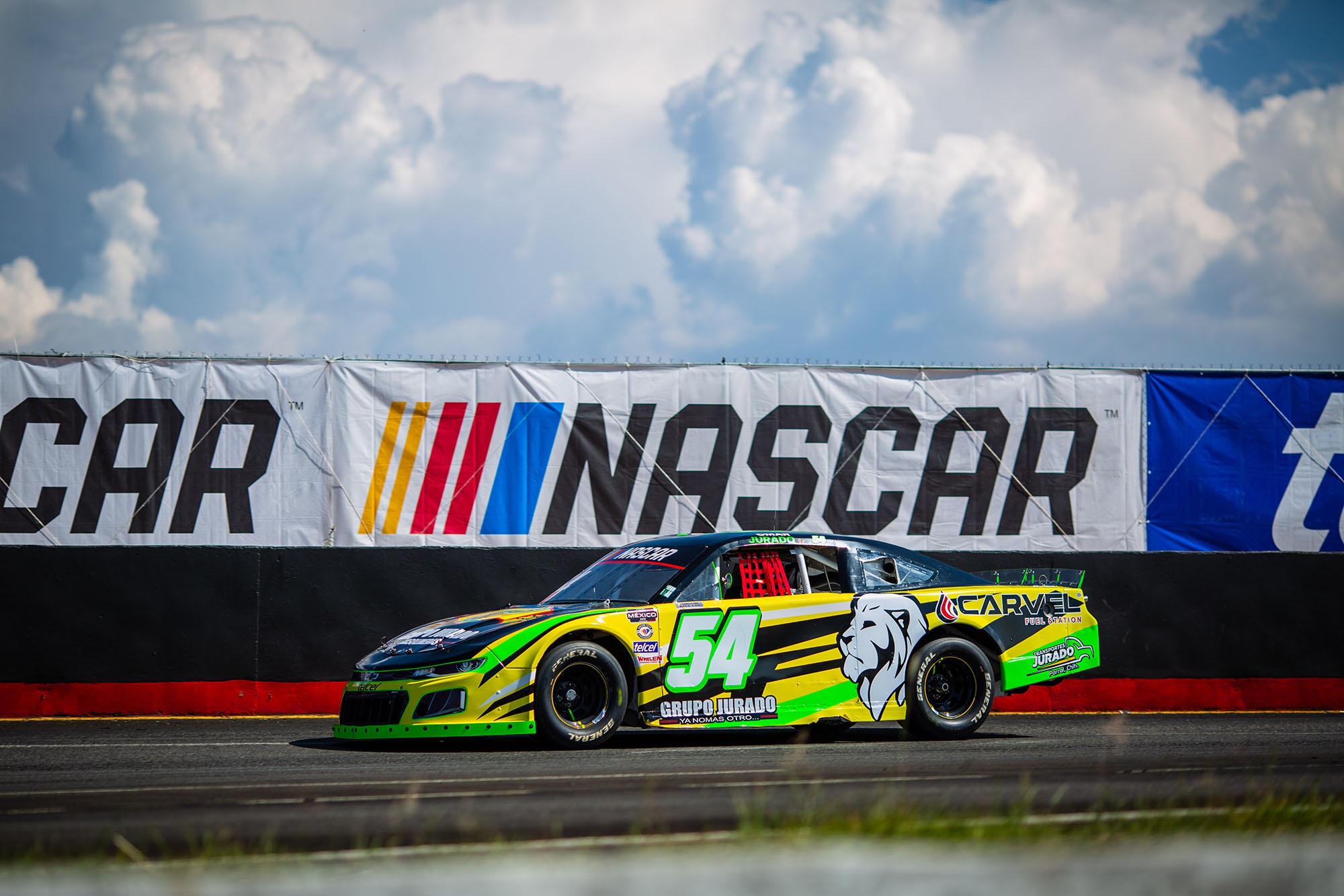 Omar Jurado, cerca del top-10 de Nascar México Series en S.L.P.