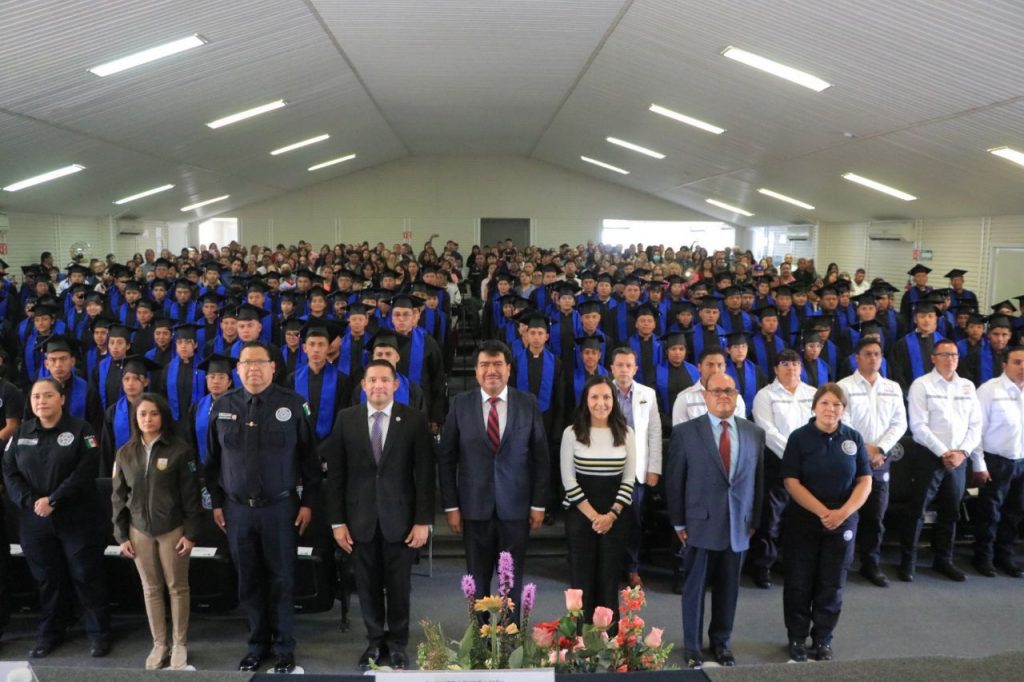 Impulsa gobierno de Sergio Salomón profesionalización de cuerpos de seguridad