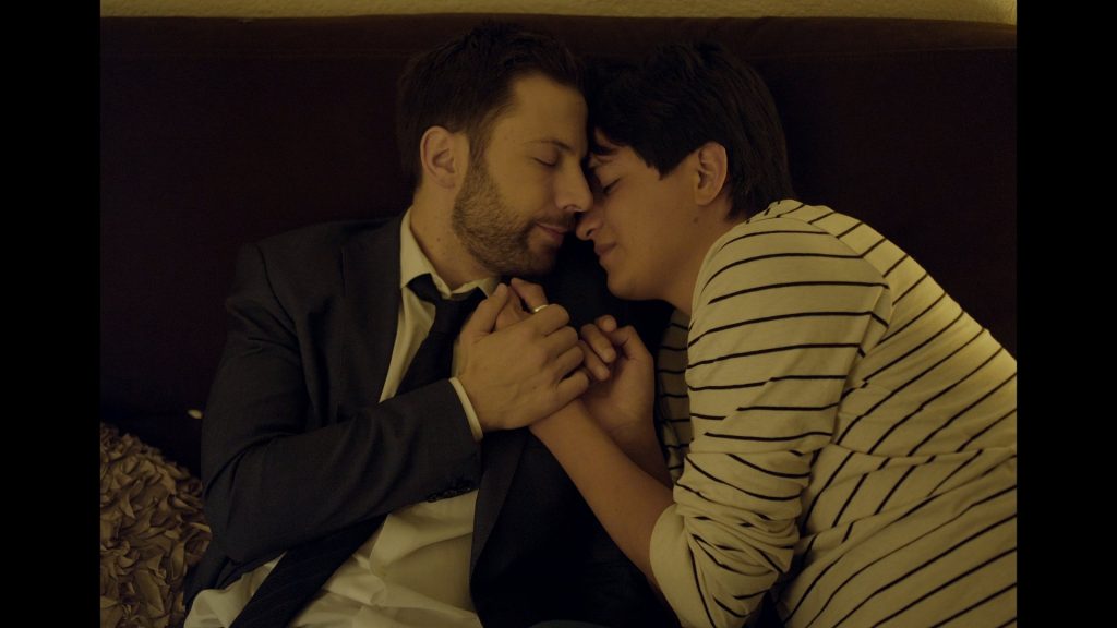 Político sacrifica su relación homosexual por alcanzar la gubernatura