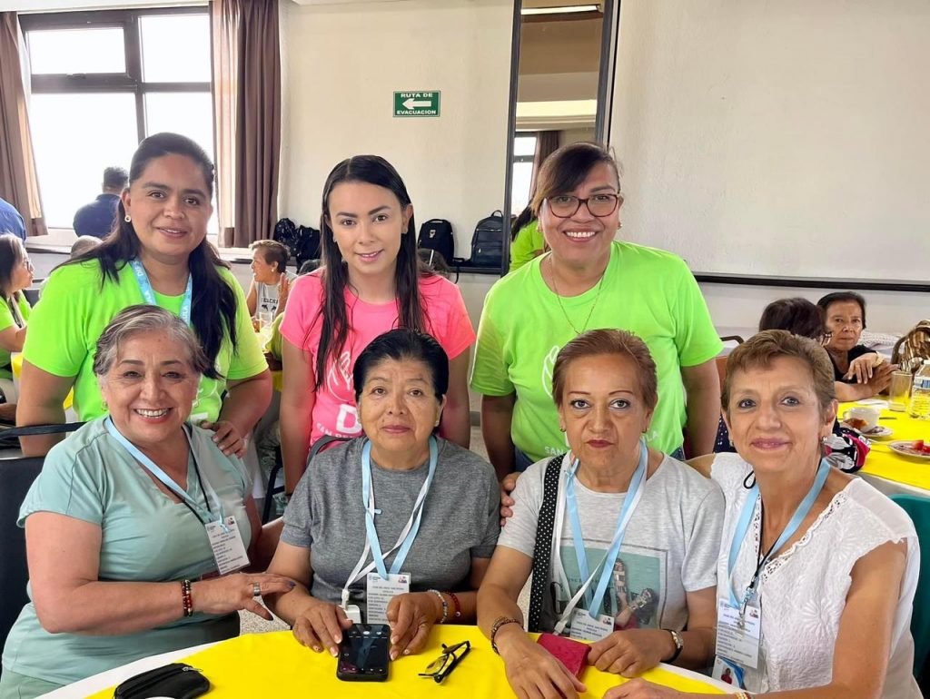 Gobierno de Cholula y DIF festejaron a los adultos mayores en su día