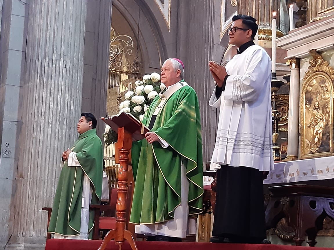 Pide arzobispo de Puebla no caer en la resignación y la desesperanza 