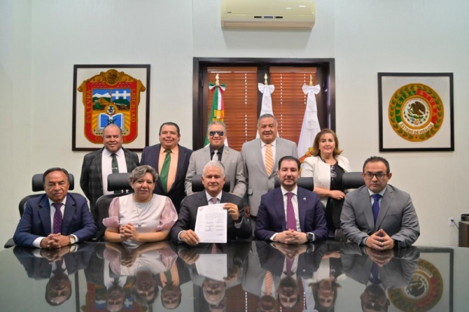 SUTEyM y Poder Legislativo firman convenio de sueldos y prestaciones 2023