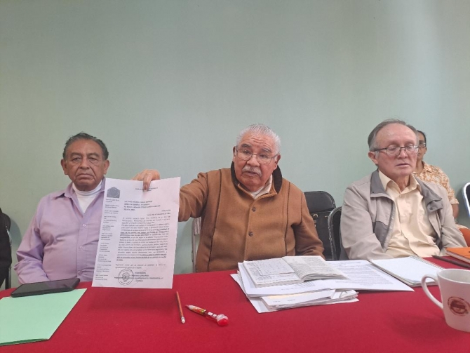 Pensionados piden apoyo para que se normalicen sus pagos del ISSEMyM