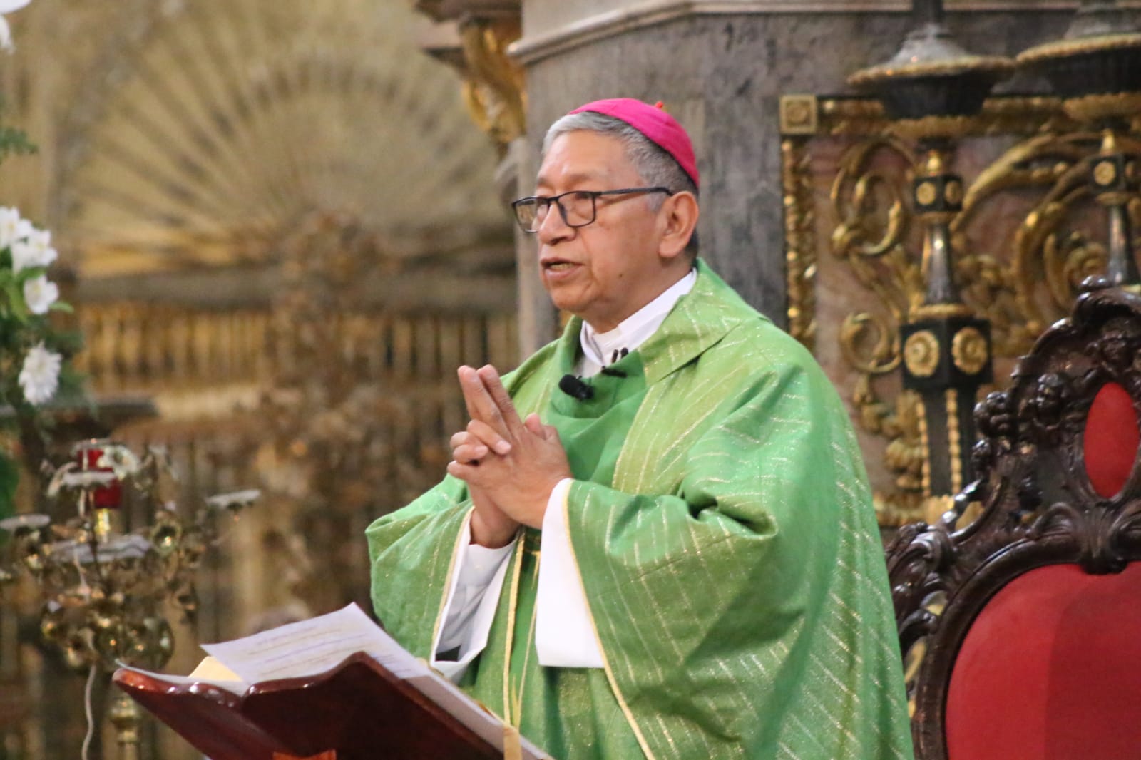 Obispo auxiliar de Puebla pide por Óscar, joven asesinado en farmacia Guadalajara de San Andrés Cholula