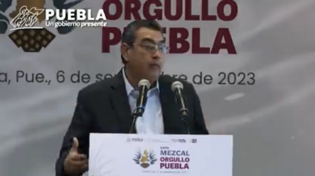 Sergio Salomón Céspedes inauguró la Expo-Mezcal 