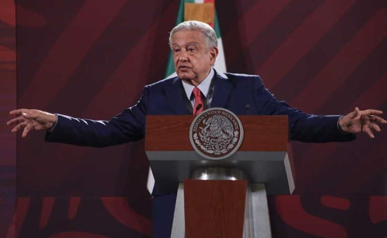 “Yo no he inclinado la balanza”, dice AMLO a un día de conocer a corcholata ganadora de encuesta