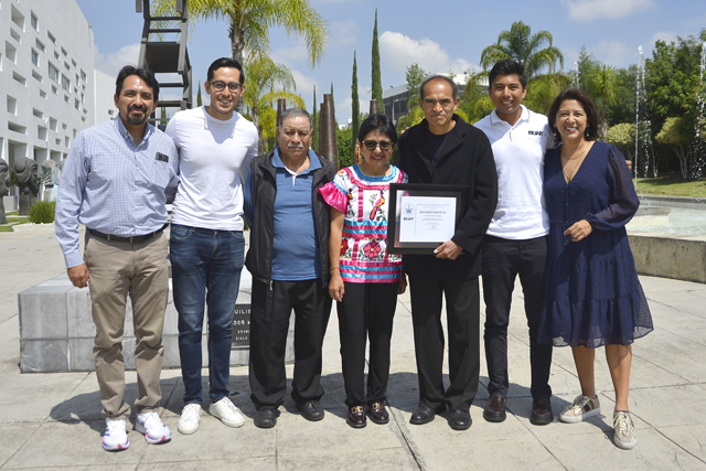 Rinden en la BUAP homenaje a Sergio Jiménez Cancino, destacado maratonista