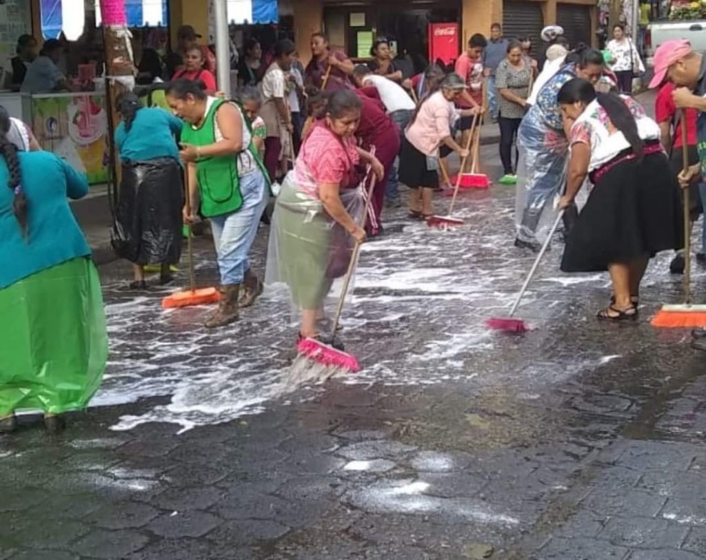 Un caso de dengue en la presidencia municipal de Huauchinango