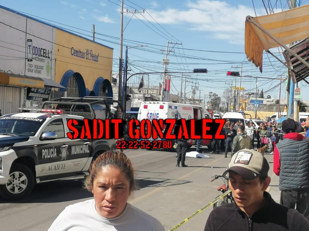 Camioneta Coppel atropella y mata a un hombre en Acajete