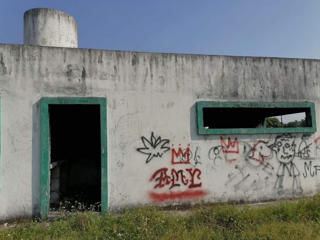 Fotonota: Presidente de Huauchinango no enfrenta delincuencia y drogadictos de la Unidad Deportiva Benito Juárez