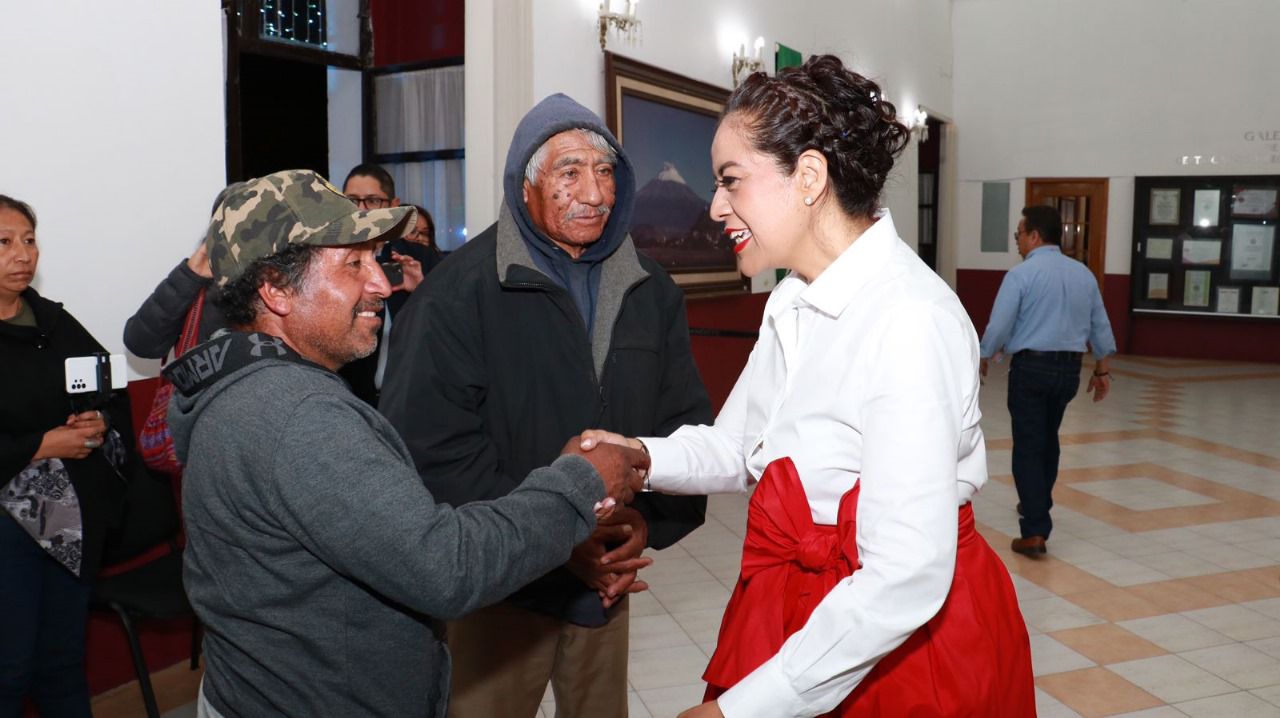 Desde Atlixco: Ariadna Ayala defiende la justicia social durante la ceremonia del Grito de Independencia