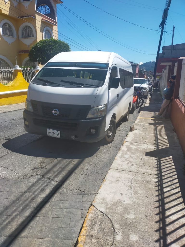 Muere menor de edad tras caer de colectivo en Huauchinango