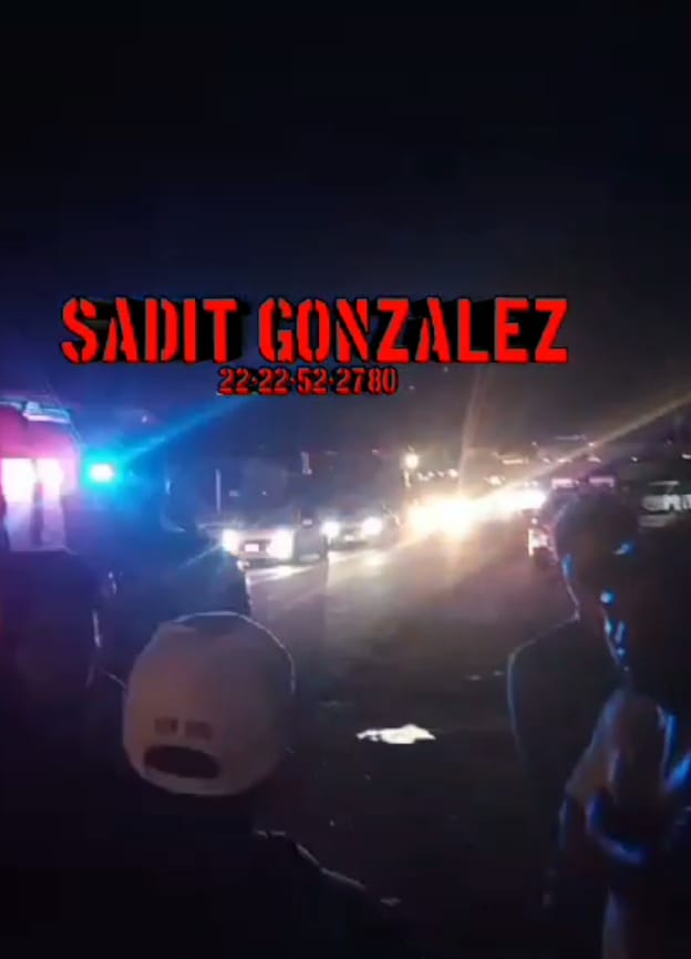 Video desde Puebla: Choque entre ADO y vehículo particular dejó varios lesionados en Amozoc