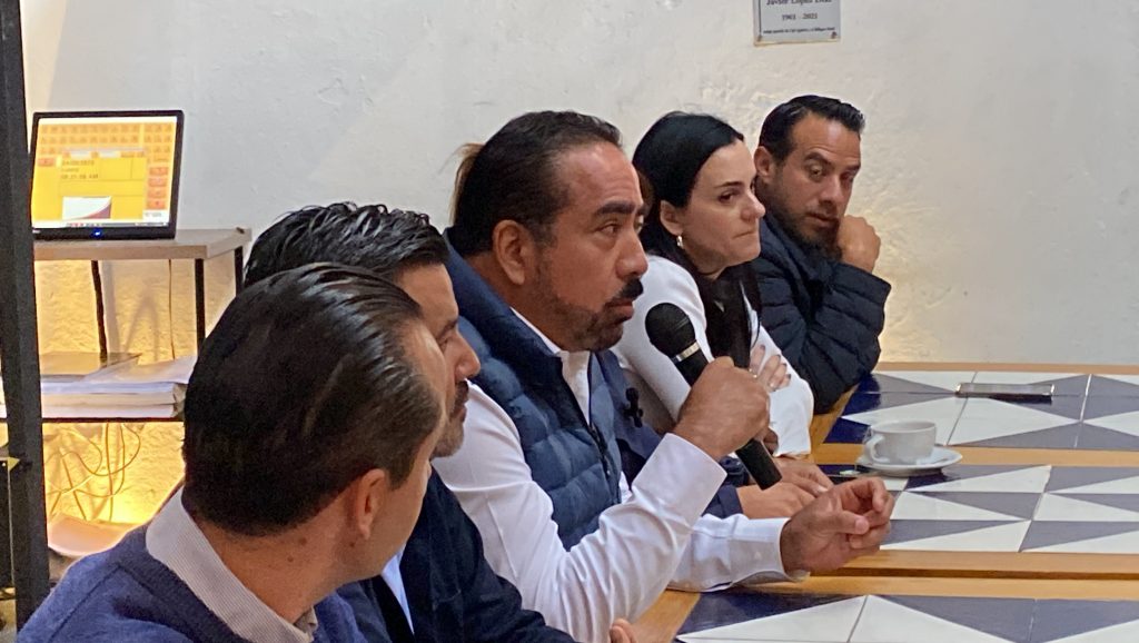 Panistas piden seguridad en carreteras poblanas 