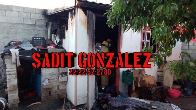 3 menores sufren quemaduras al incendiarse su casa en Acajete