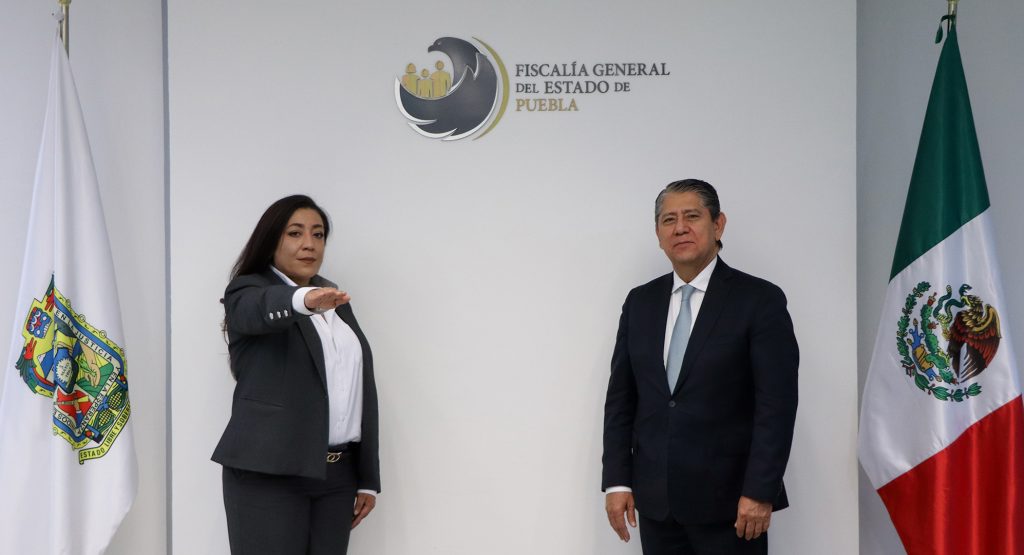 El Fiscal General tomó protesta a dos mujeres en áreas especializadas