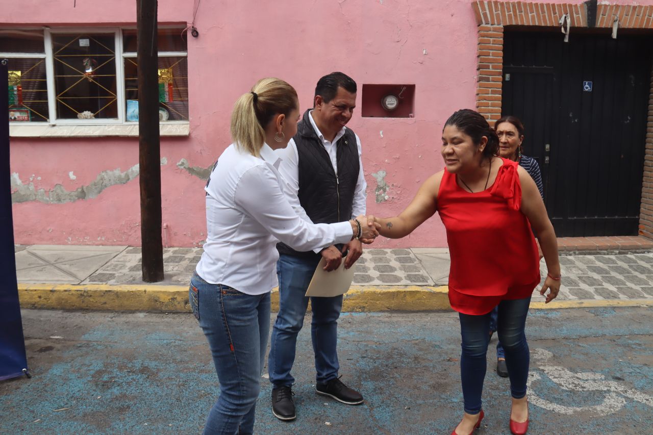 Paola Angon inicia dos obras, a través del SOSAPACH, para mejorar los servicios