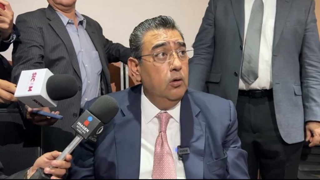 Pide Sergio Salomón a ayuntamiento de Puebla garantizar seguridad de estudiantes 