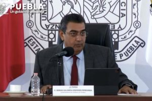 Video desde Puebla: Gobernador Sergio Céspedes llama a ediles a rendir informes no destapes