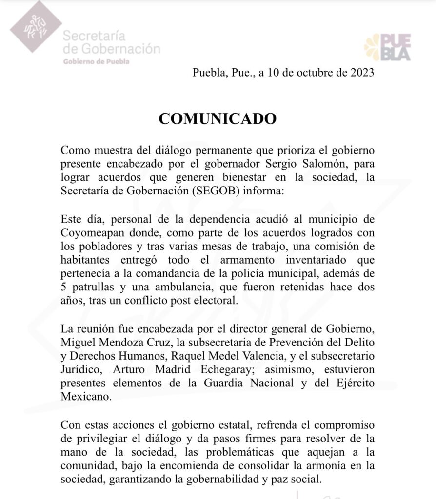 Entregan armas, ambulancia y patrullas retenidas en Coyomeapan