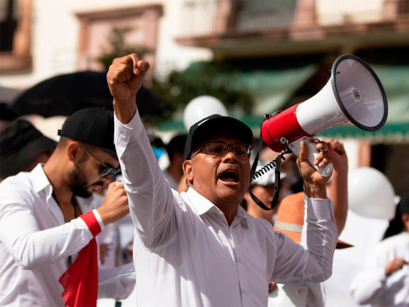Trabajadores del Poder Judicial marchan rumbo al zócalo