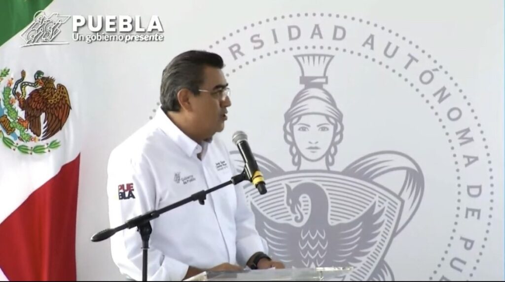 Video desde Puebla: Colocan Sergio Salomón y Lilia Cedillo la primera piedra de CU 2 de la BUAP