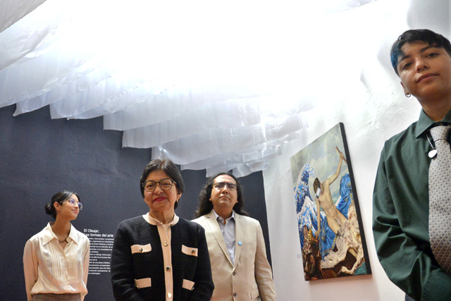Inaugura en la BUAP Rectora María Lilia Cedillo Ramírez la exposición “El oleaje, las formas del arte”