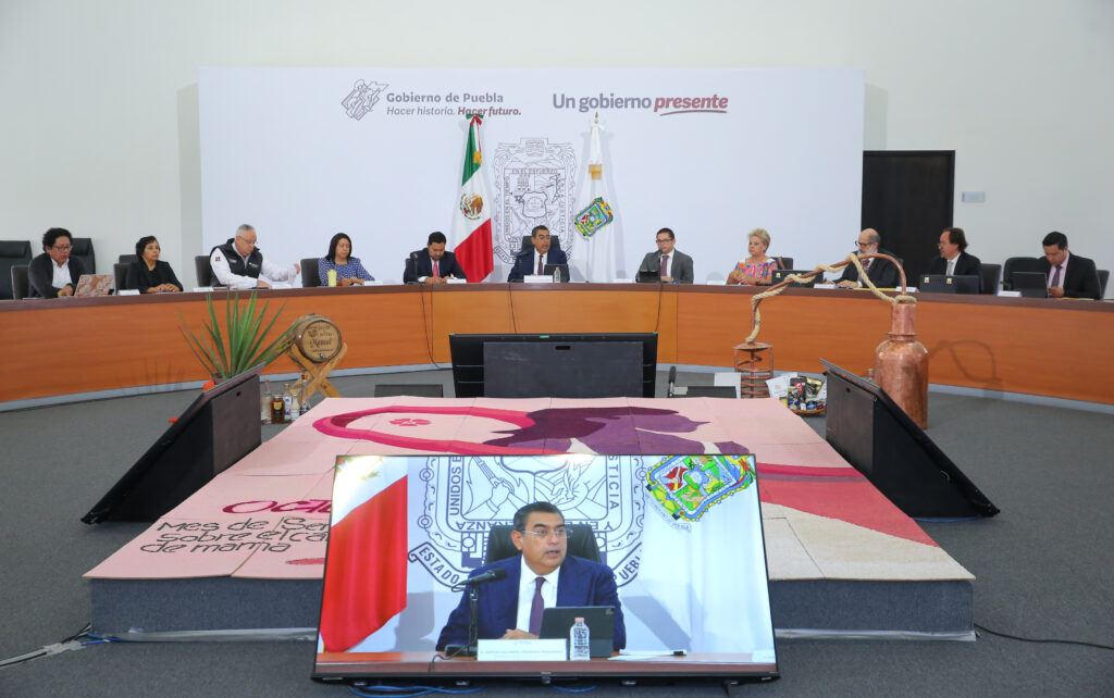 Conservar tradiciones, pidió Sergio Salomón