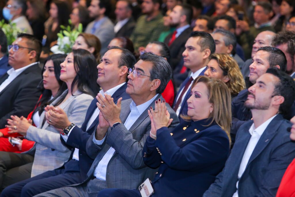 Sergio Salomón asistió al informe de los diputados locales del PT