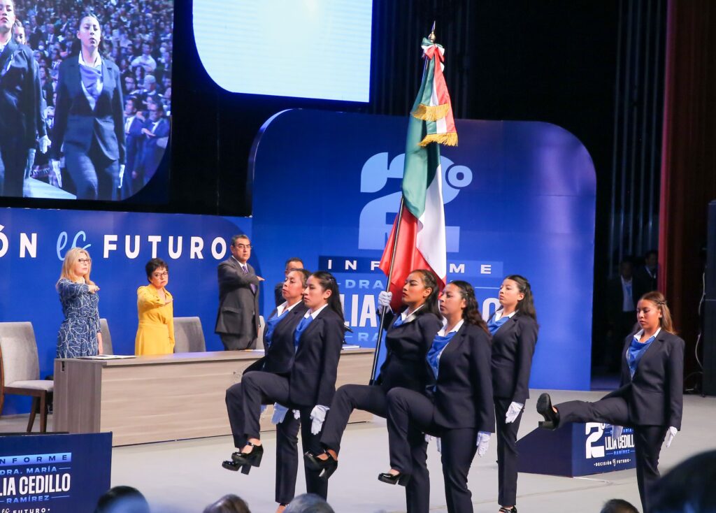 Sergio Salomón acudió al informe de la rectora Lilia Cedillo y a evento de la ASE