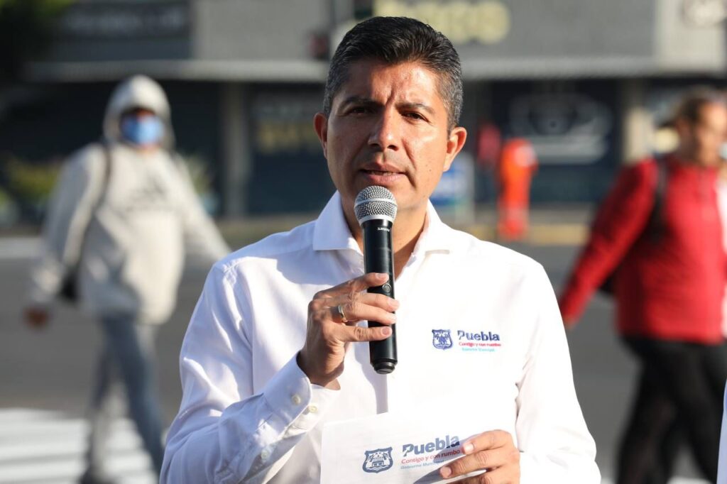 Eduardo Rivera entrega modernización de bulevares Norte y Aarón Merino