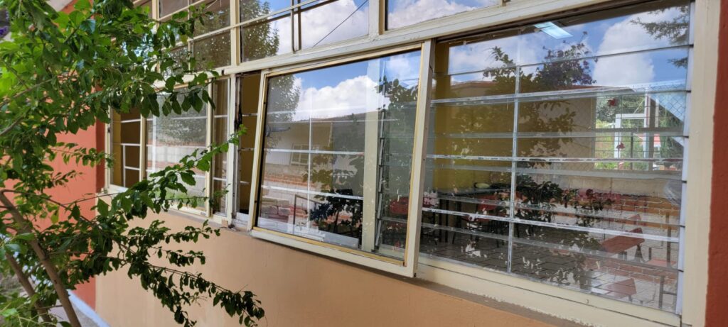 Fotonota: Robaron escuela primaria de Mendizabal, Amozoc