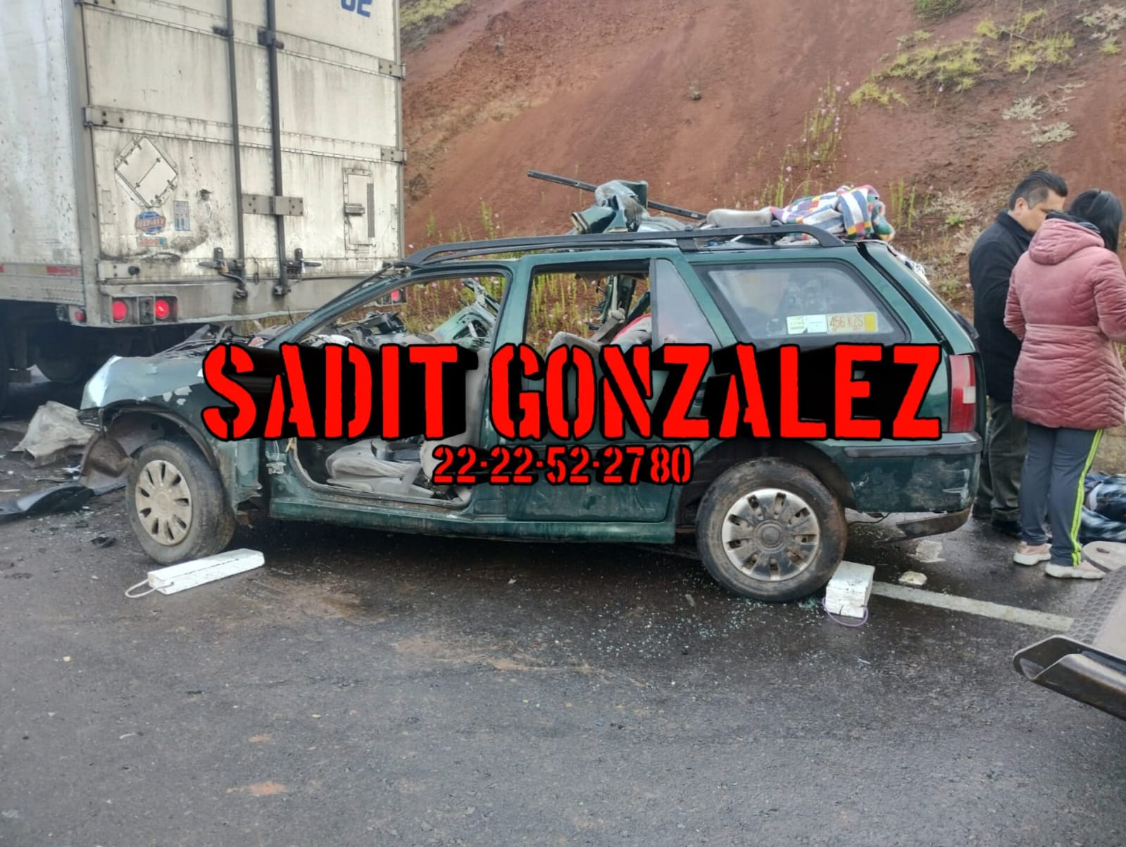 Choque por alcance deja dos muertos en Zacatlán