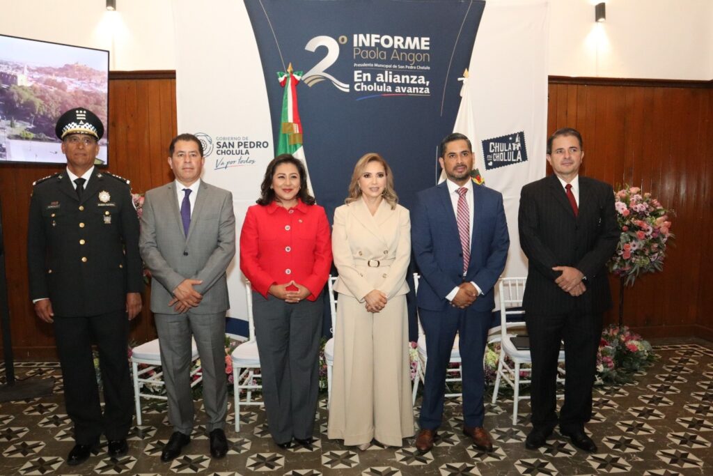 Una alianza por San Pedro Cholula, propuso Paola Angon en su 2do informe